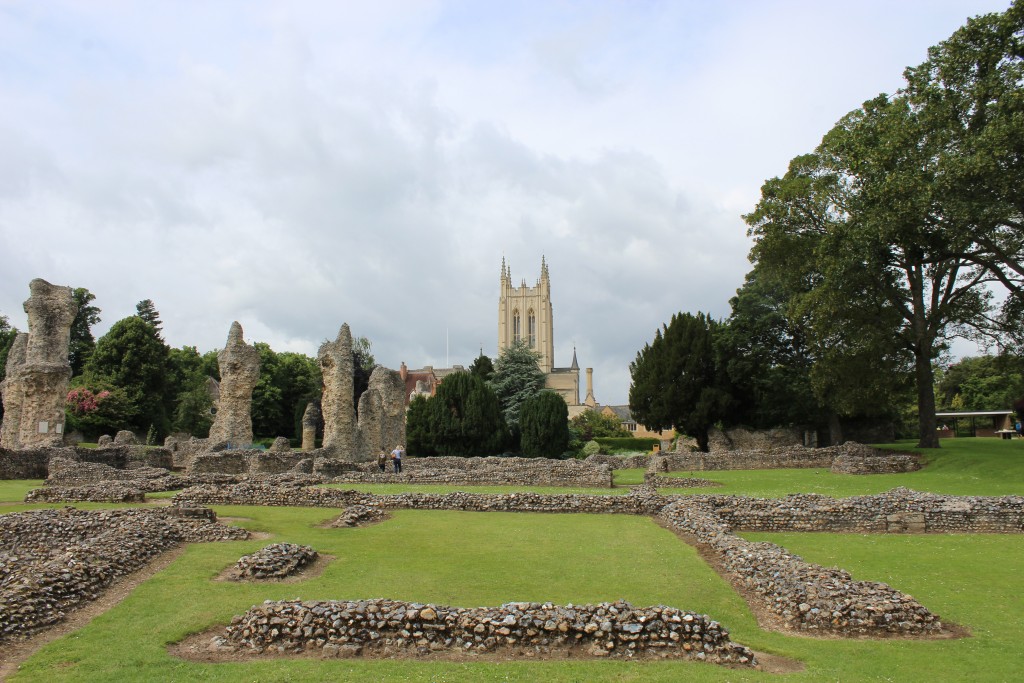 Abbey Ruins in Abbey Gardens