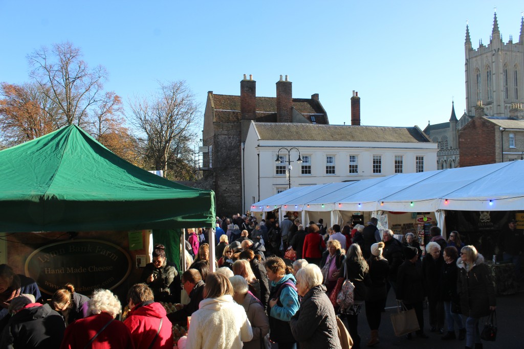 Bury St Edmunds Christmas Fayre, Angel Hill