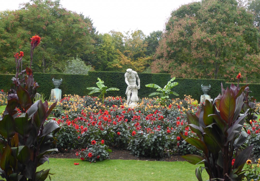 Anglesey Abbey gardens