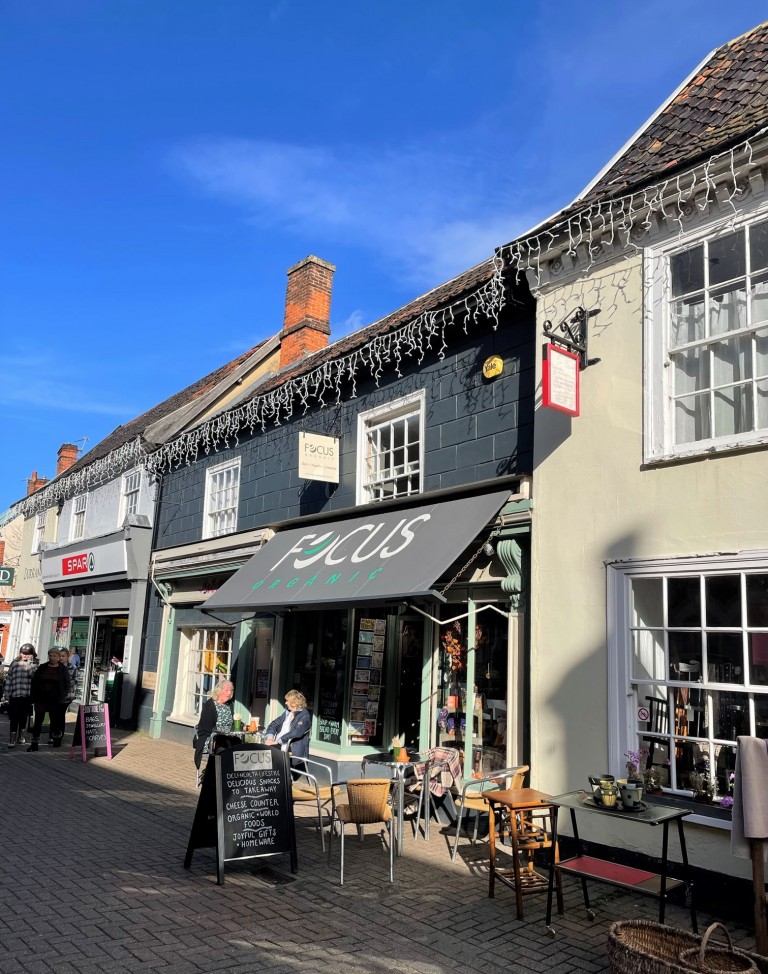 A Guide to Halesworth Postcard from Suffolk
